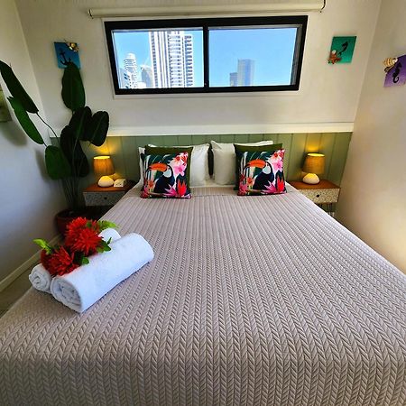 Broadbeach, Stylish Apartment Close To Everything Gold Coast Exterior foto