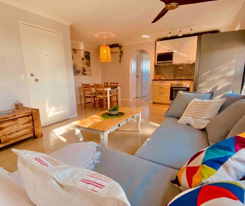 Broadbeach, Stylish Apartment Close To Everything Gold Coast Exterior foto