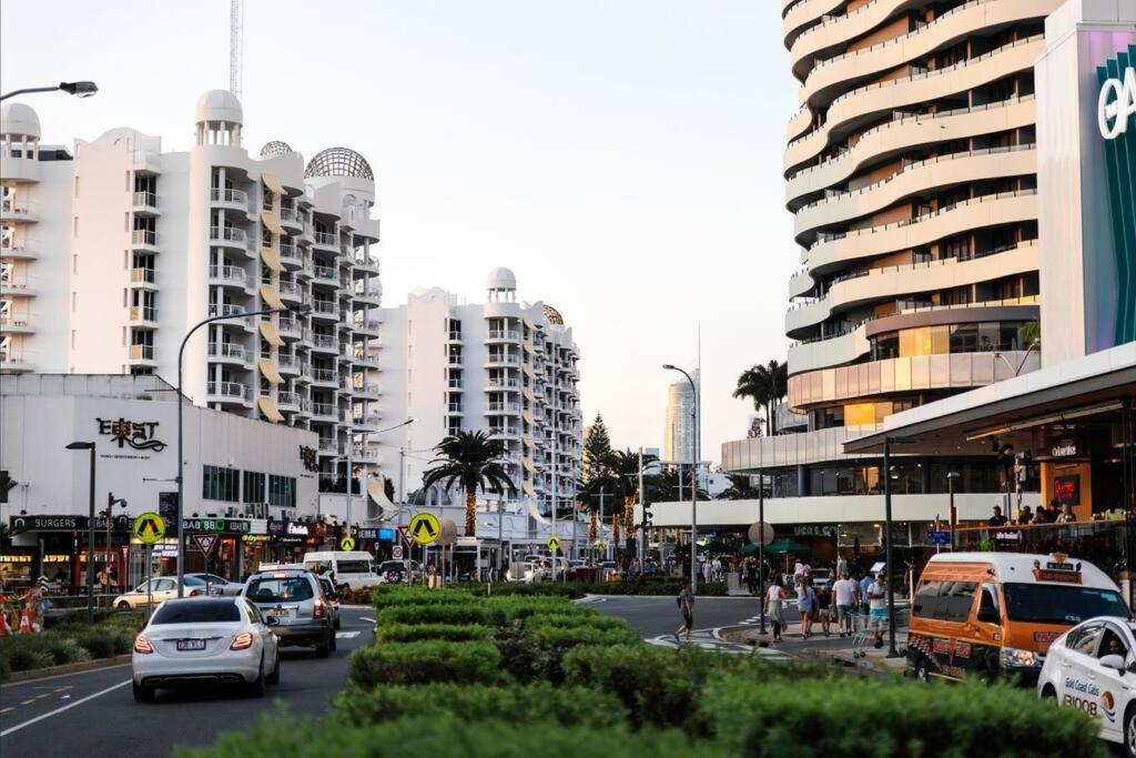 Broadbeach, Stylish Apartment Close To Everything Gold Coast Exterior foto
